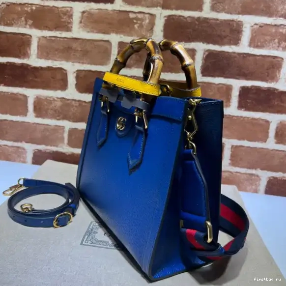 First bag ru bag Diana GUCCI tote small 0604